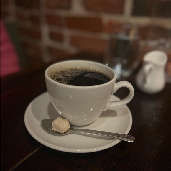 Meet your Posher, Lu- Womenโs and Home - Picture 1 of 8